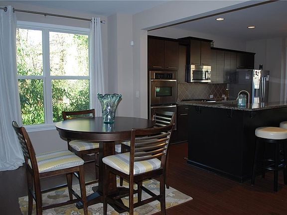 3rd image of 4324 Laurel Creek Ct SE #1