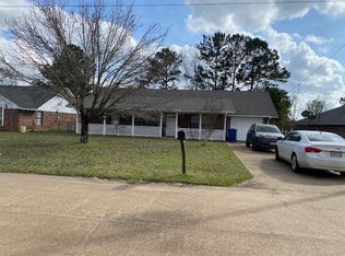 798 Holly St, New Llano, LA 71461