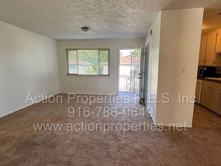 303 Harding Blvd #4 — Photo 8