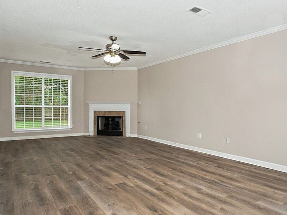 5th image of 7231 Hunters Forest Dr