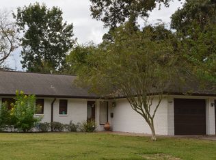 8409 Cedarbrake Dr, Houston, TX 77055