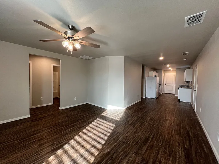 3507 Tiffin Ave — Photo 6