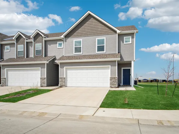 3348 NW Stratford Ln, Ankeny, IA 50023