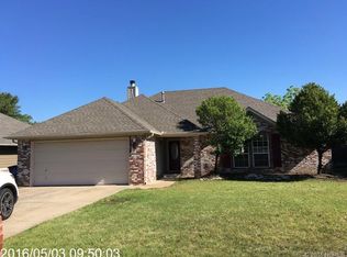 8425 E 93rd St, Tulsa, OK 74133