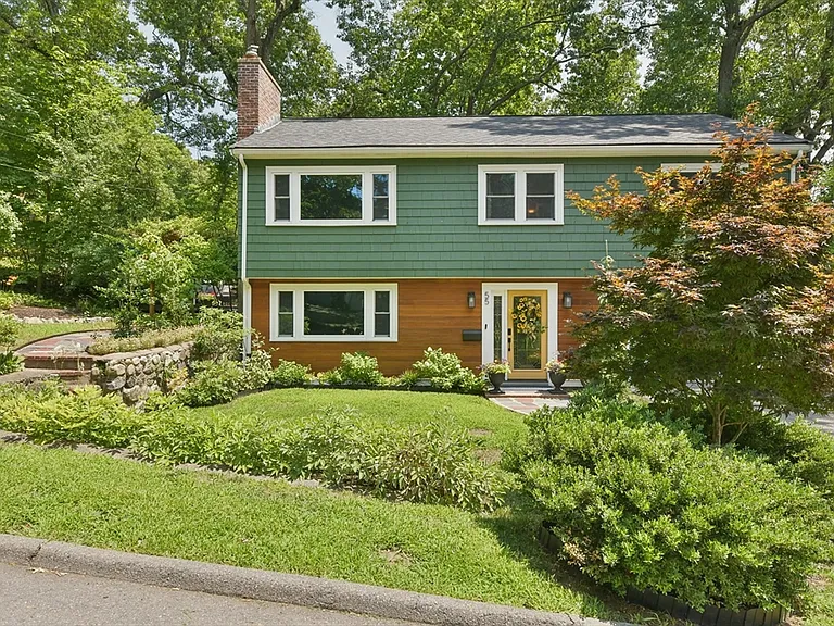 55 Stone Rd — Photo 31
