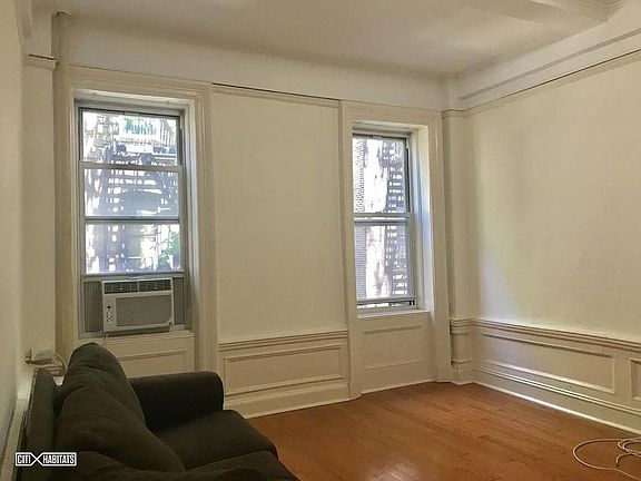 3rd image of 203-211 W 81st St #3F