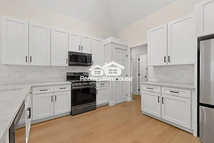 9113 Warren Dr — Photo 18
