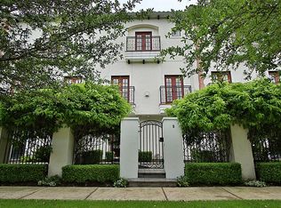 4616 Austin St APT B, Houston, TX 77004