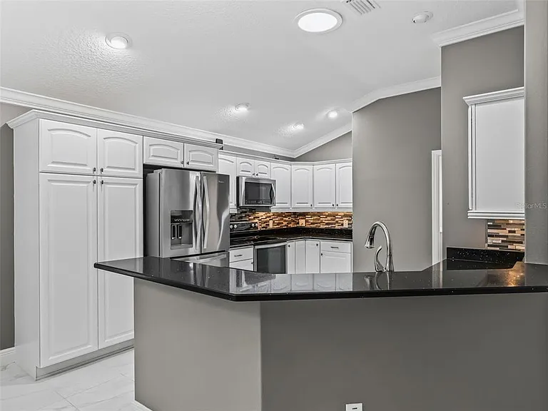 3556 Mistletoe Ct — Photo 22