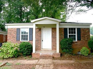 1669 Dewberry Ter, Charlotte, NC 28208