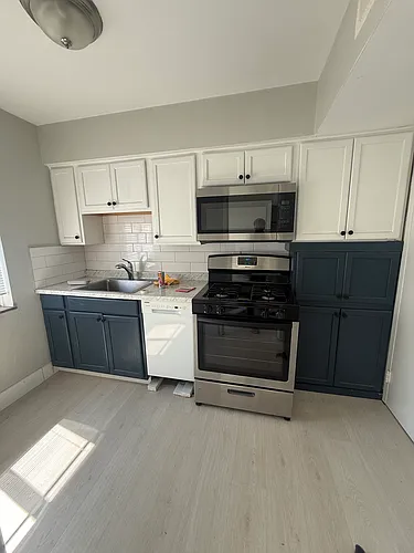 Floor plan Renovated 2 bedroom