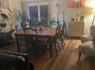 210 Saturn Dr, Newark, DE 19711