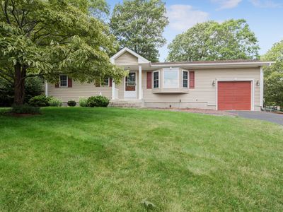 536 Wading River Rd, Manorville, NY, 11949