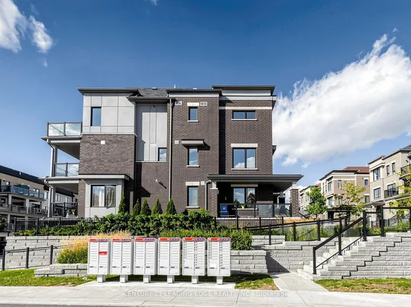 17 D Lookout Dr #C, Clarington, ON L1C 7G1