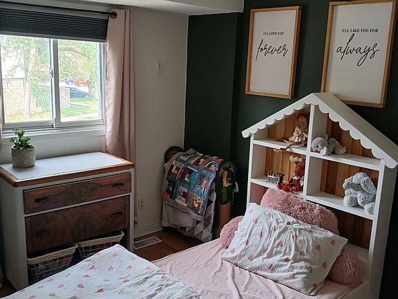 5th image of 302 Vine St #31