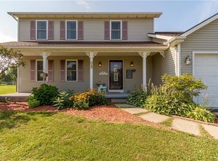 71 Alton Way, West Henrietta, NY 14586