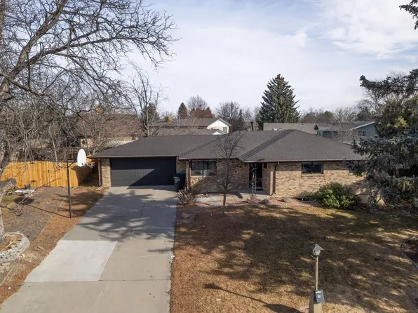 28 University Dr, Longmont, CO 80503