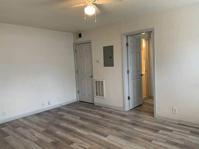 3401 Central St #101 — Photo 3