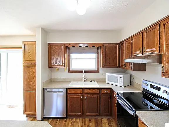 4315 Bingham Cir — Photo 7