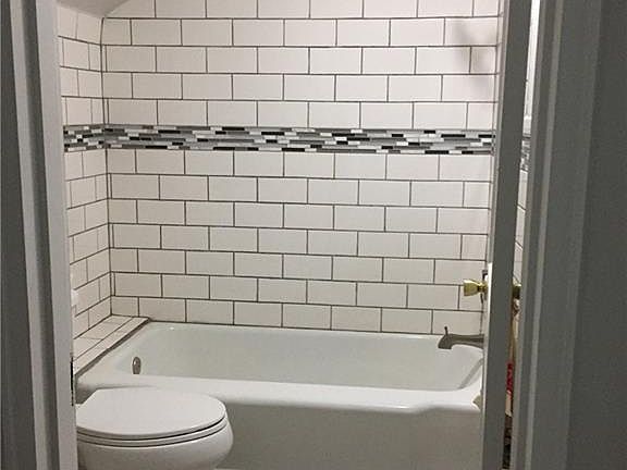 5th image of 3641 Stratmore Ave