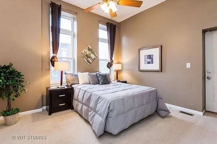 1521 N Paulina St #1R — Photo 4