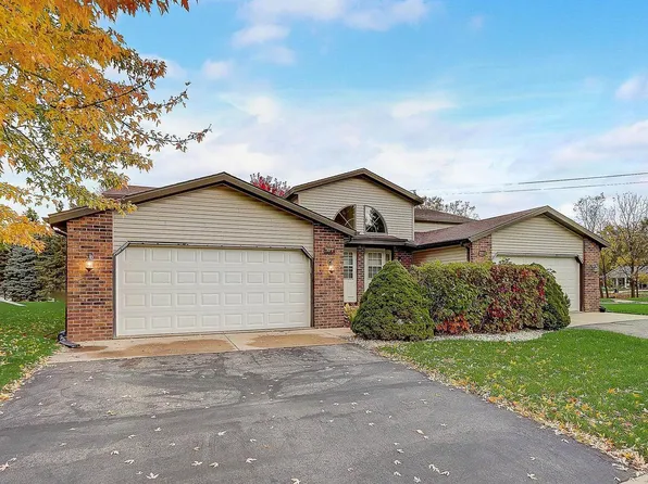 951 Gladstone Way, Lake Mills, WI 53551