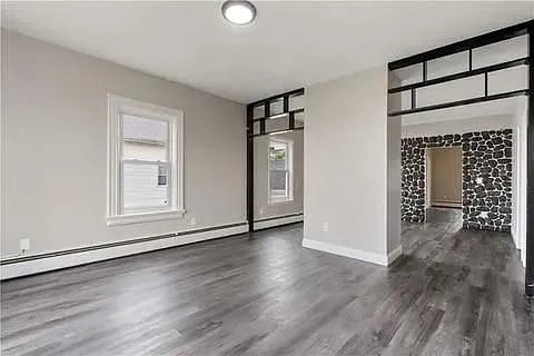 2 bed, 1.0 bath, 1083 sqft, $1,800 — Photo 3