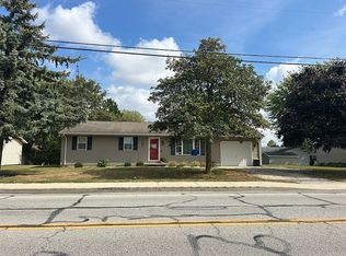 214 S Main St, Botkins, OH 45306