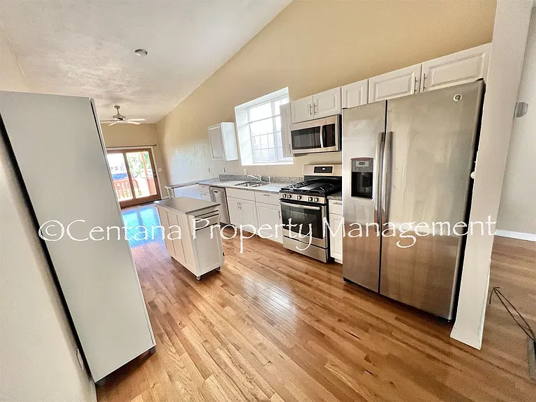 838 W Park St — Photo 21