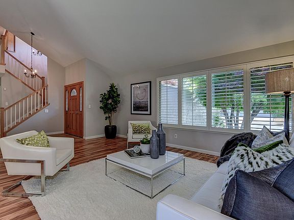 4th image of 6611 Whitbourne Dr