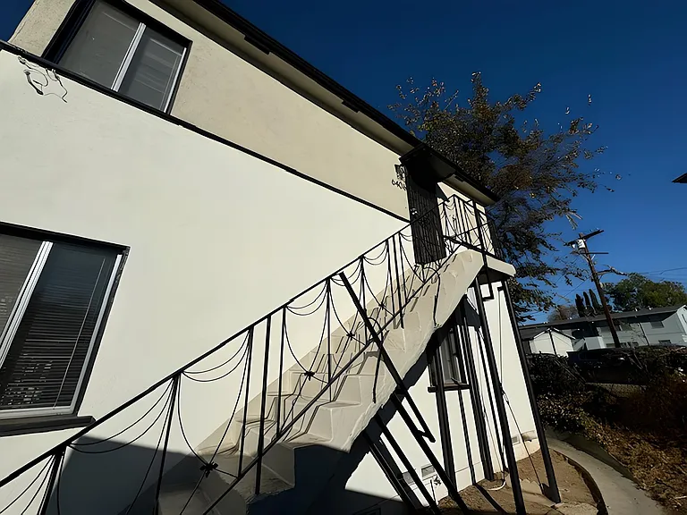 6406 Roble Ave #10 — Photo 12