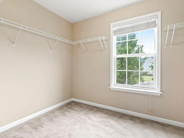 5612 Slaytenbush Ln — Photo 17