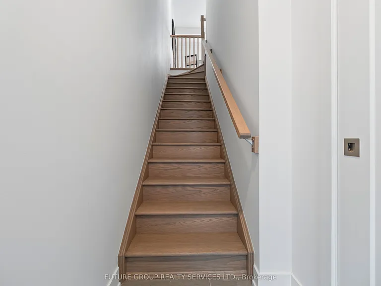 34 Poplar Ave #4 — Photo 2