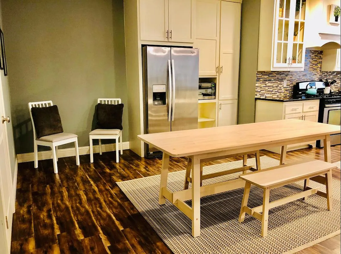 3 bed, 1800 sqft, $3,600 — Photo 3
