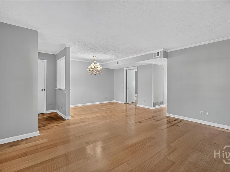 459 Mall Blvd #23 — Photo 8