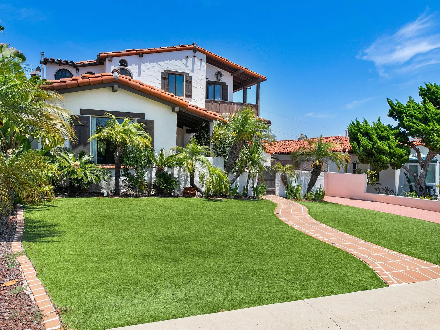 5 bed, 2019 sqft, $7,500 — Photo 4