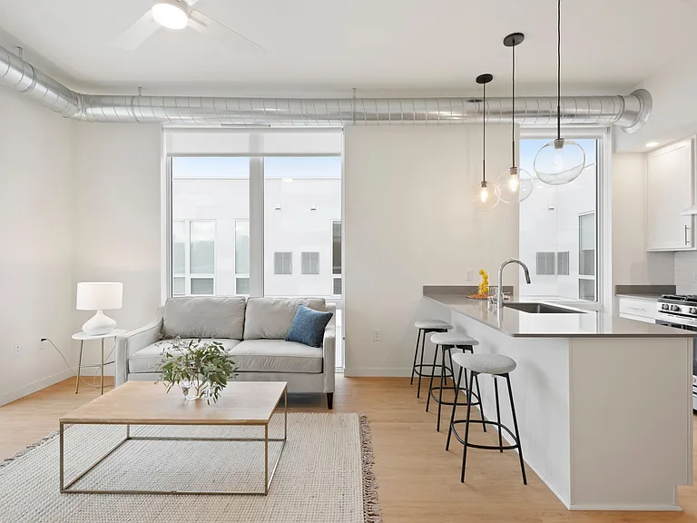 Plan PH4 | Kitchen & Living