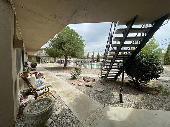 2nd image of 57475 Lupine Dr APT 16