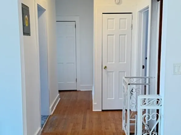 39 Tompkins Circle image 10 of 17