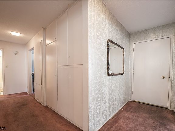 5th image of 1304 Bonita Ave