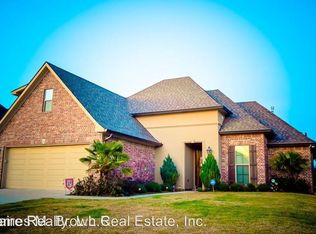 6113 Pampus Ln, Bossier City, LA 71112