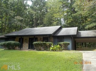 4470 Valley Brook Dr, College park, GA 30349