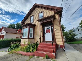 60 Woodbine St, Providence, RI 02906