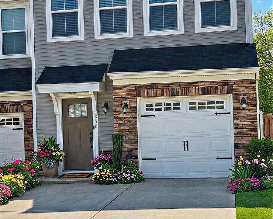1st image of 530 Huntingdale Pl