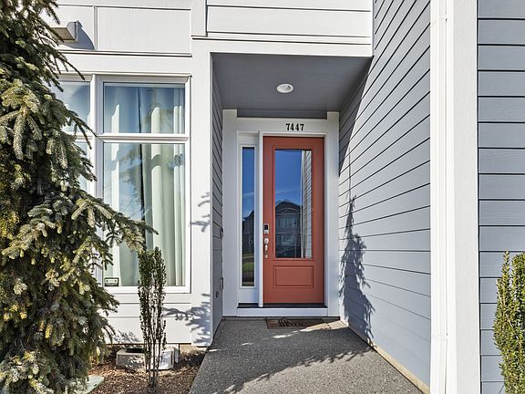 Front Door, Exterior