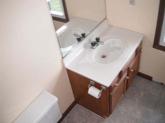 3rd image of 5065 W County Road 800 S