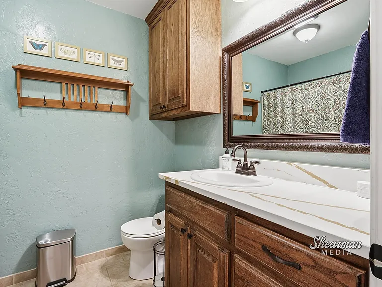 1215 Amherst St — Photo 23