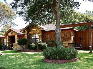 2810 Baron Dr, Garland, TX 75040