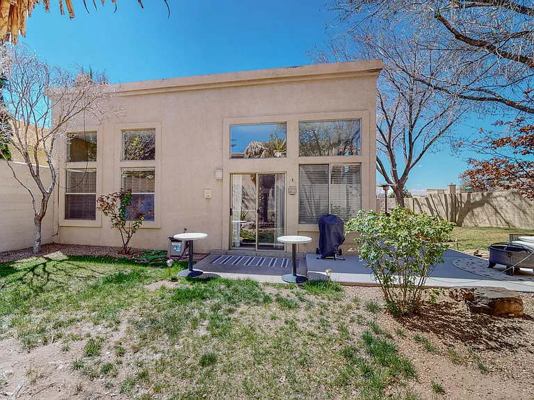 6216 Academy Ridge Dr NE — Photo 44
