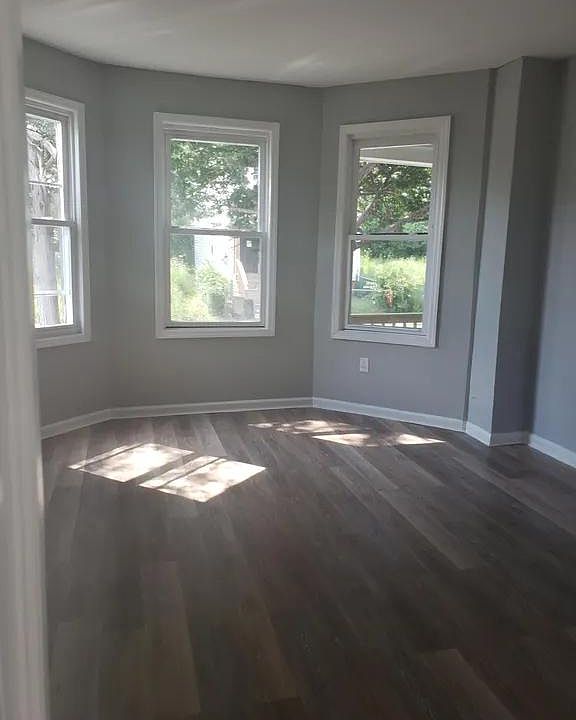 2nd image of 116 Ellis Ave #2A